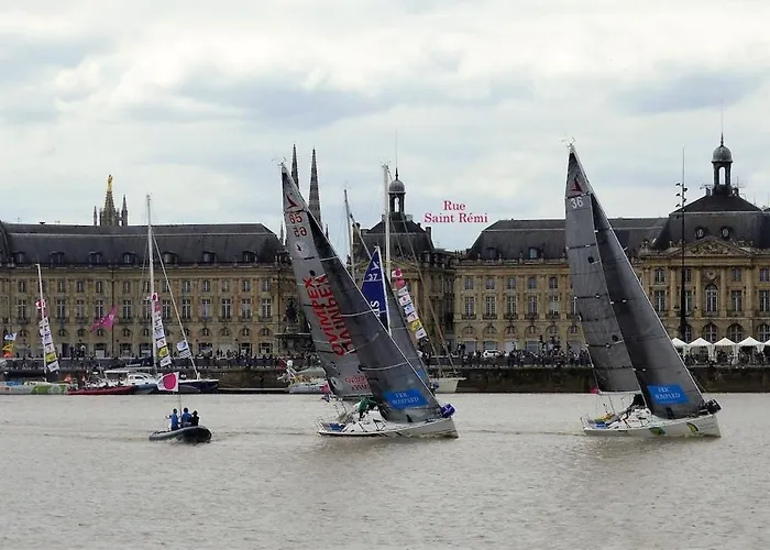 Apartament Attractive T2 Flat On Place De La Bourse *